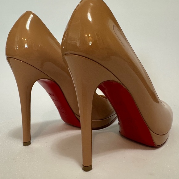$795 Christian Louboutin Beige Nude “New Simple” Heel Pumps Shoes 35.5 - Picture 6 of 13